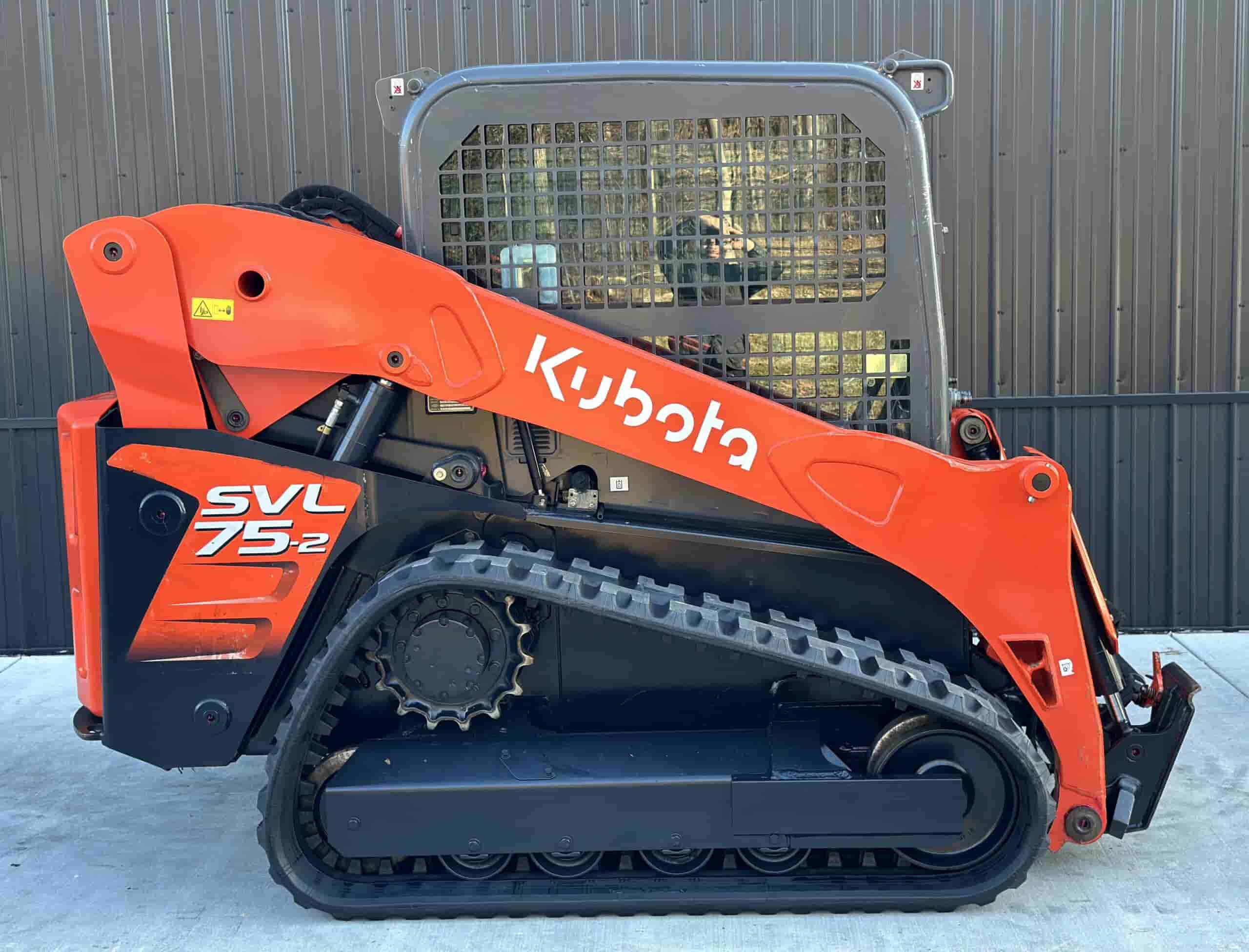 2022 KUBOTA SVL75-2
